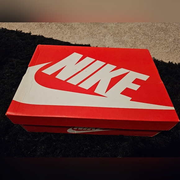 Wmns Dunk High 'Black Rosewood - Picture 2 of 8